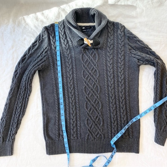 Simons Toggle Collar Cable Knit Sweater - Picture 3 of 10
